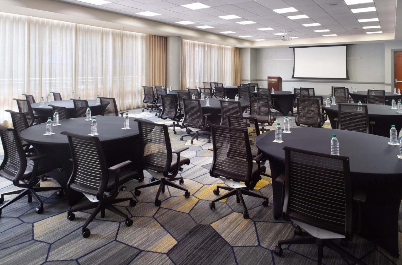 Georgia Tech Hotel And Conference Center Атланта Экстерьер фото