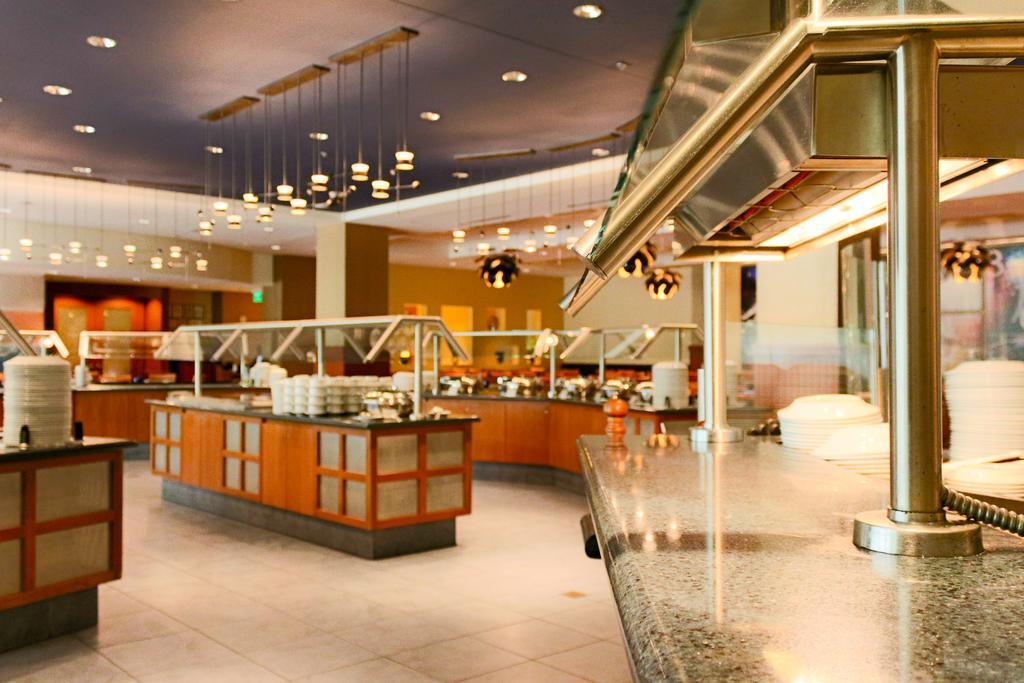 Georgia Tech Hotel And Conference Center Атланта Экстерьер фото